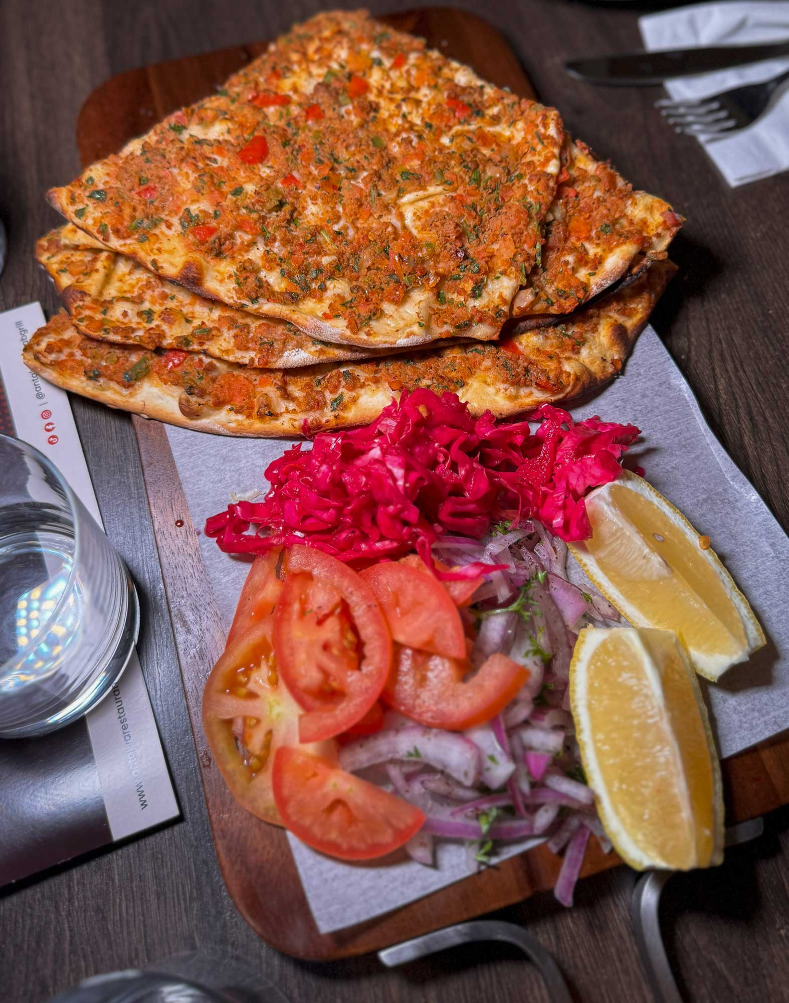 antalya-restaurant-lahmacun1 antalya restaurant lahmacun1